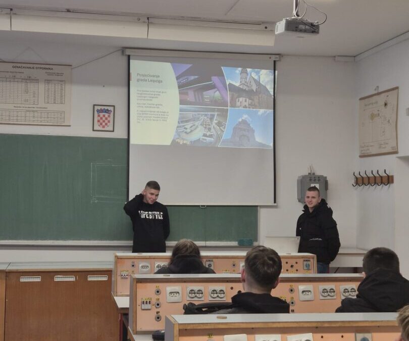 Predavanje učenika 3.1 AM na satu razrednika