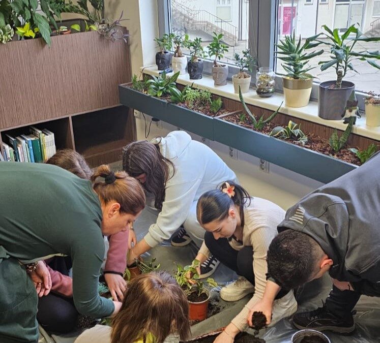 Modularna nastava cvjećara u Zelenoj čitaonici